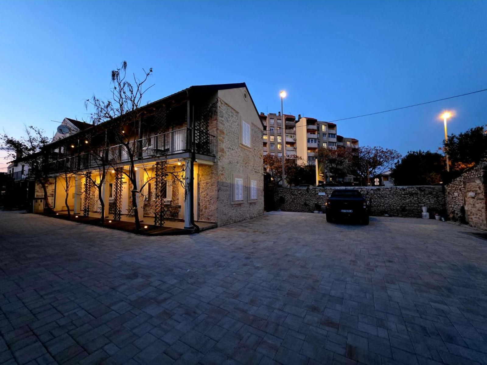 Apartment Guverna New Zadar