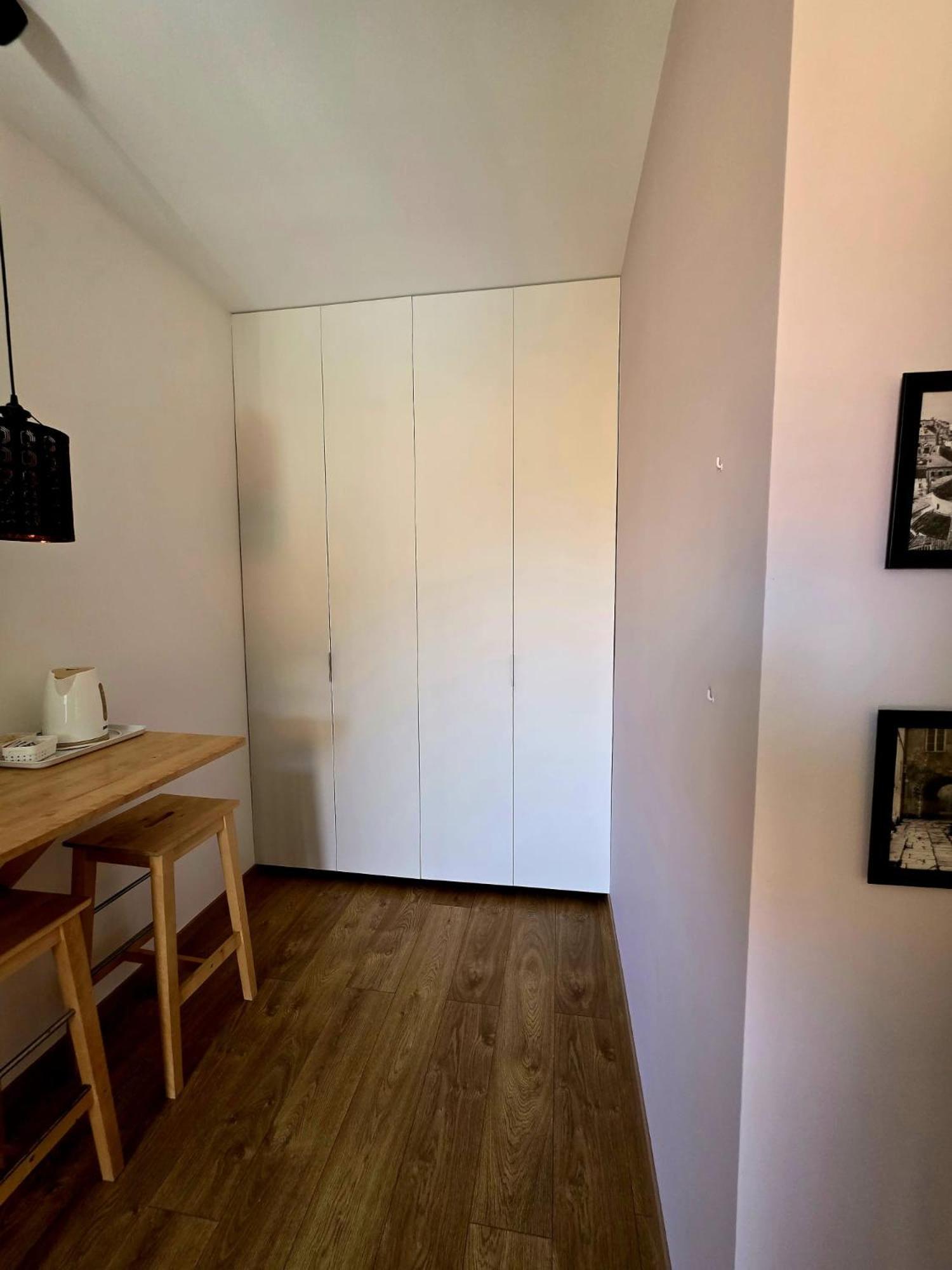 Guverna New Apartment *